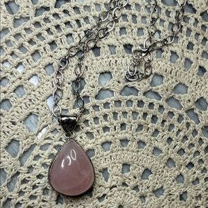 rose quartz Teardrop Pendant Necklace